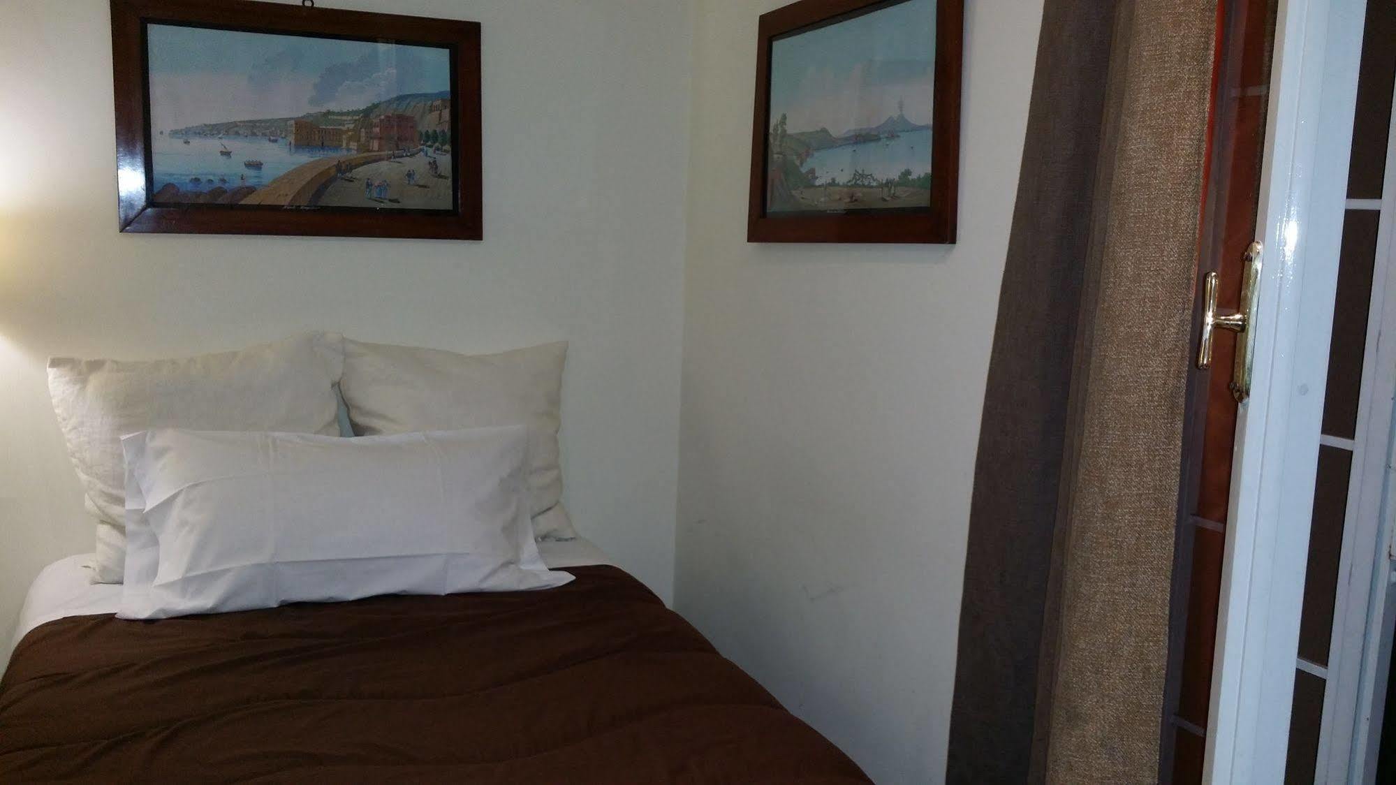 Argentina Suites Inn ローマ エクステリア 写真